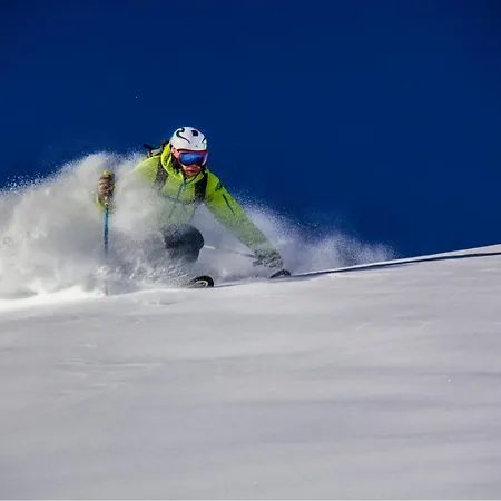 Corniche A18 - Snow And Trek- モルジヌ